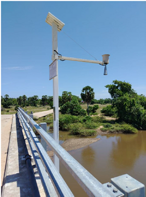 Water level gauge installation